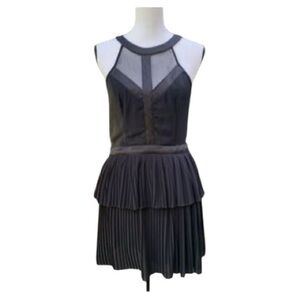 XOXO black pleated minidress EUC size 5/6 EB0056